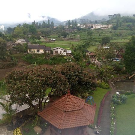 Villa Kaca 88 Cianjur Exteriér fotografie